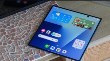 سامسونج تكشف عن هاتف “وايد فولد” القابل للطي بشاشة عريضة وبطارية أكبر